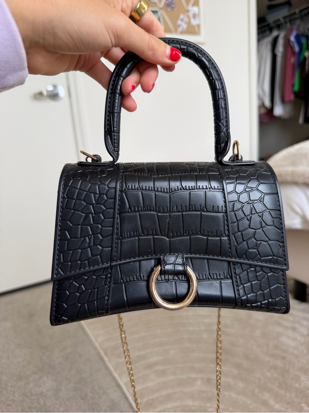 Black Croc-Embossed Top-Handle Handbag with Gold Ring Accent